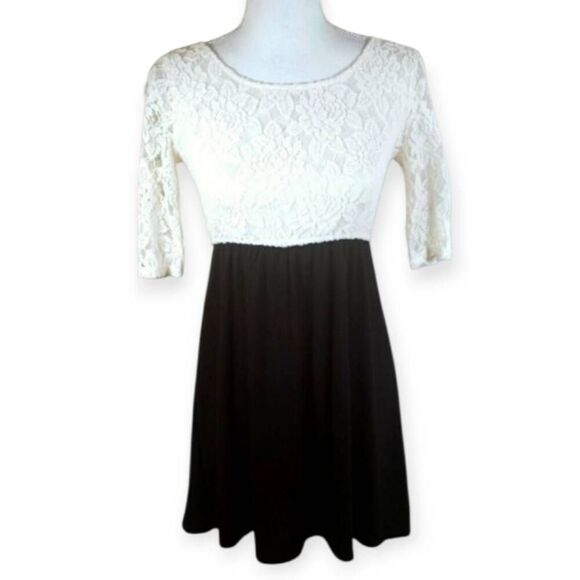 SPEECHLESS CREAM LACE & BLACK DRESS SZ.3 EUC. - Picture 1 of 6